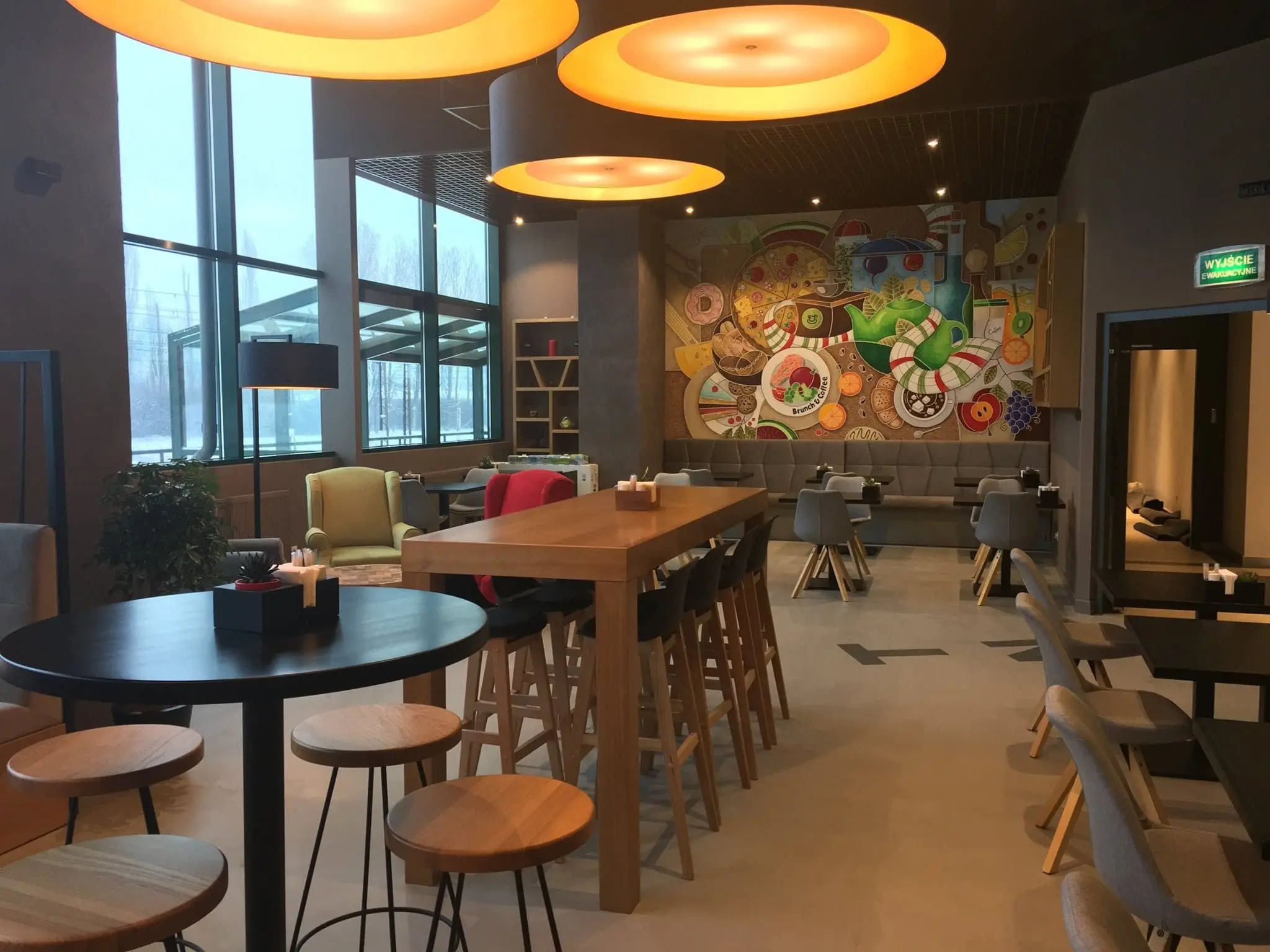 Brunch Coffee Restaurant, Brama Zachodnia — Warszawa, Ochota — Interior design