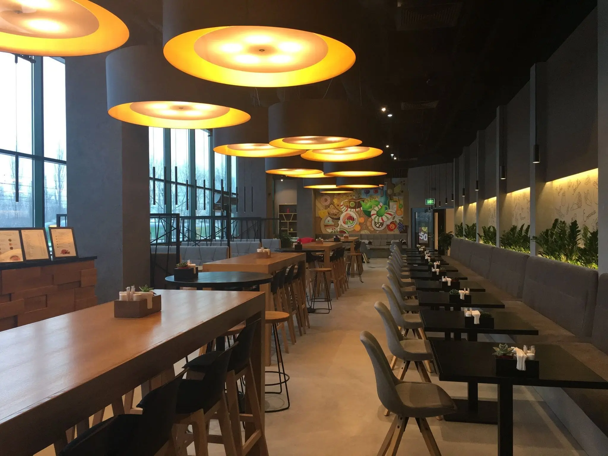 Brunch Coffee Restaurant, Brama Zachodnia — Warszawa, Ochota — Interior design