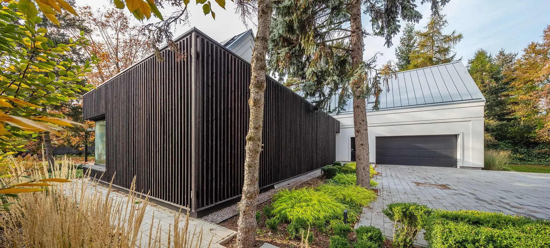 Classic Meets Japanese Minimalism — Michałowice, Mazowieckie — Architectural design